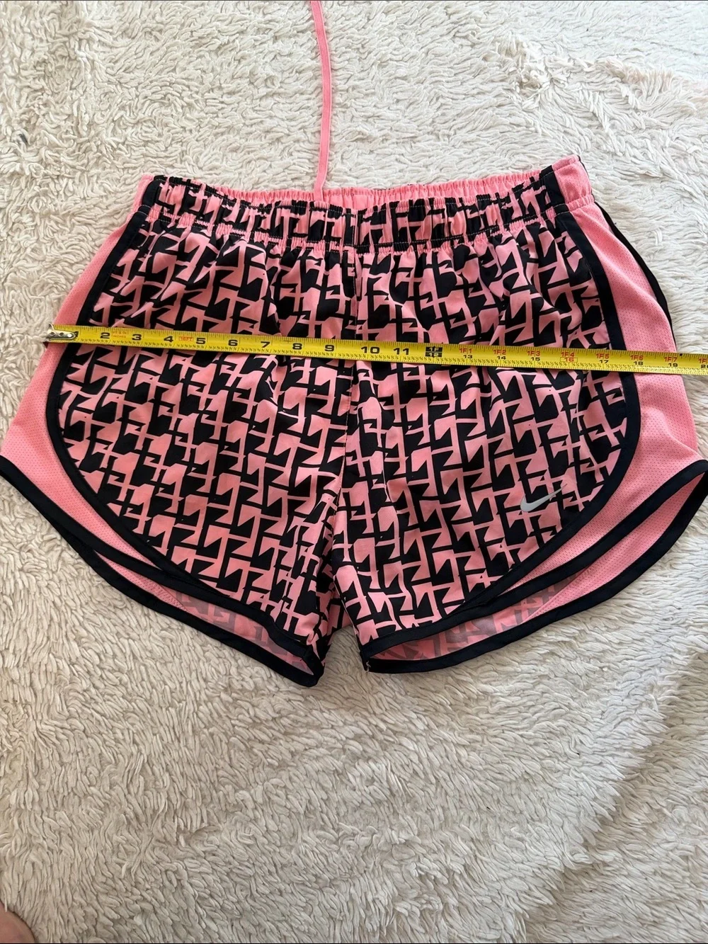 Nike dri fit short pants size M